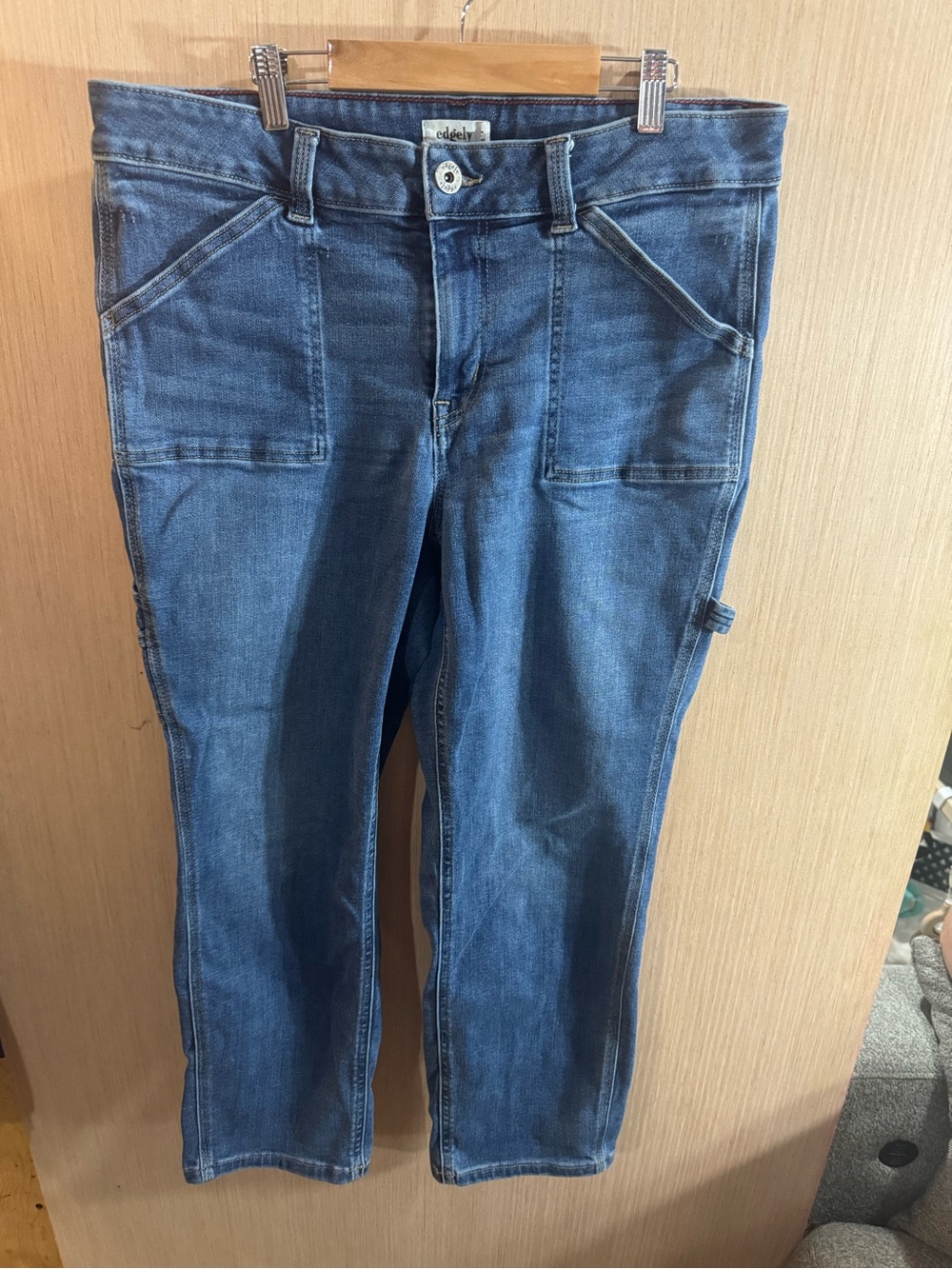 Women’s Edgely Medium Wash Straight-Leg Cargo Ankle Jeans Size 16W
